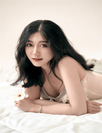 亞洲夜夜愛_男人為什麼喜歡胸大