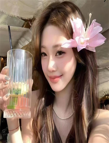 做劇烈運動打撲克的視頻大全_天方夜譚電影